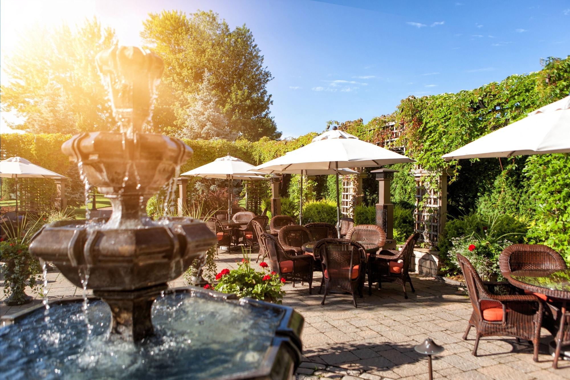 Auberge Godefroy Becancour Exterior photo